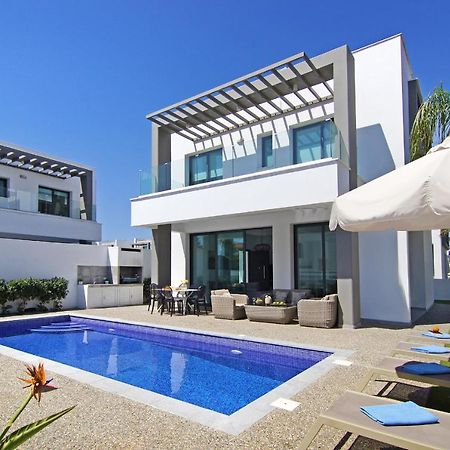 Villa Megan Протарас Екстериор снимка